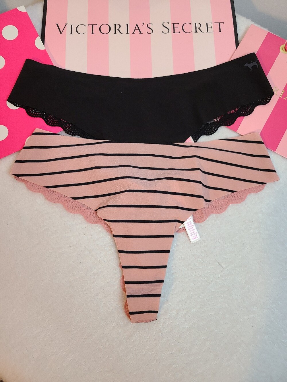 Retired VS PINK 2pk Seamless No-show Lace Back Thong Panties Size M